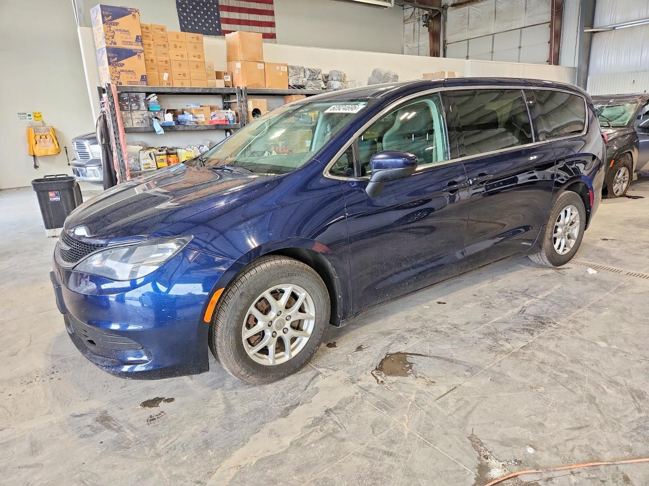 2018 Chrysler Pacifica LX, VIN 2C4RC1CG4JR148575 — Hail