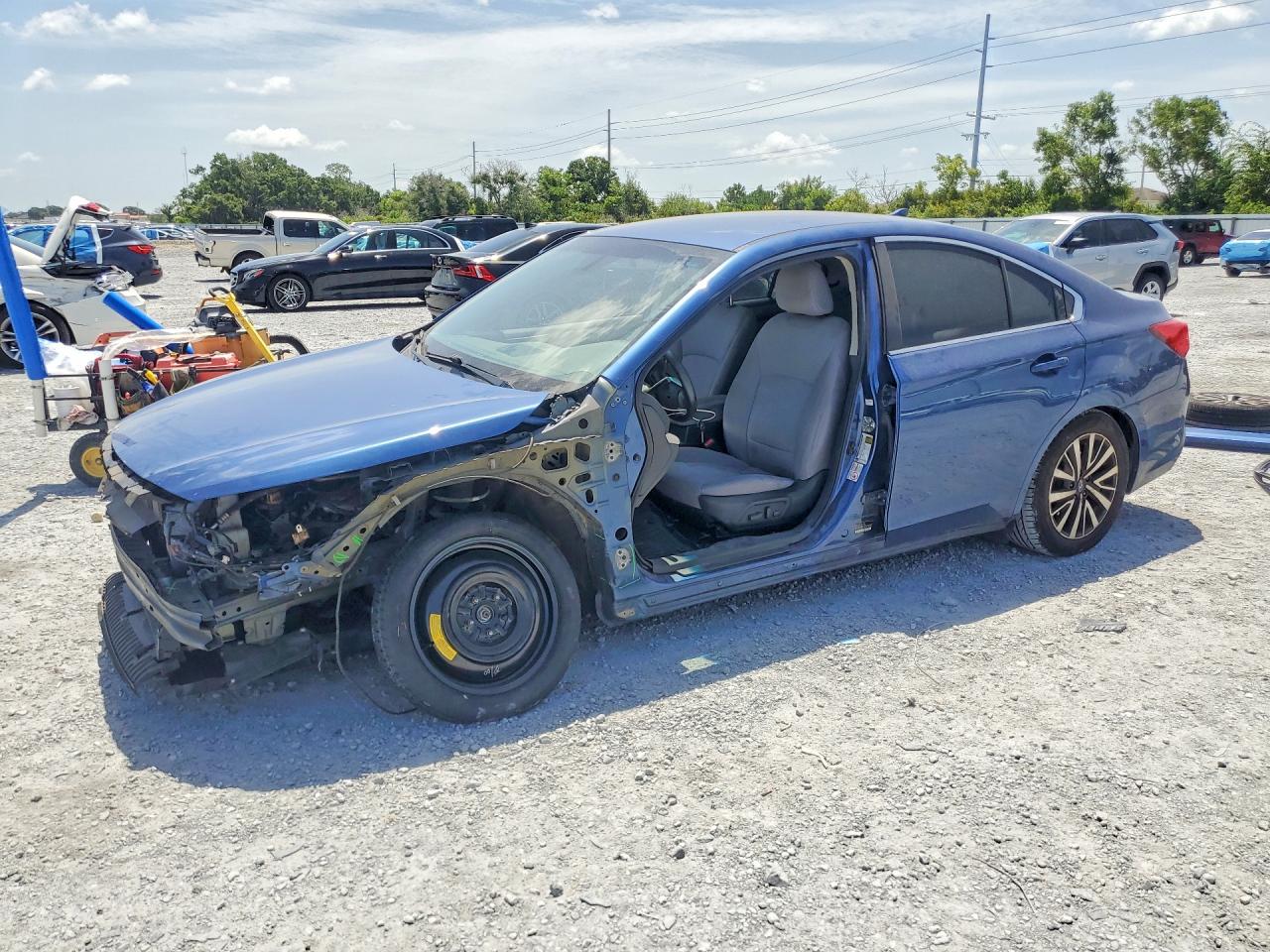 2019 Subaru Legacy Premium, VIN 4S3BNAF68K3038041 — Front end