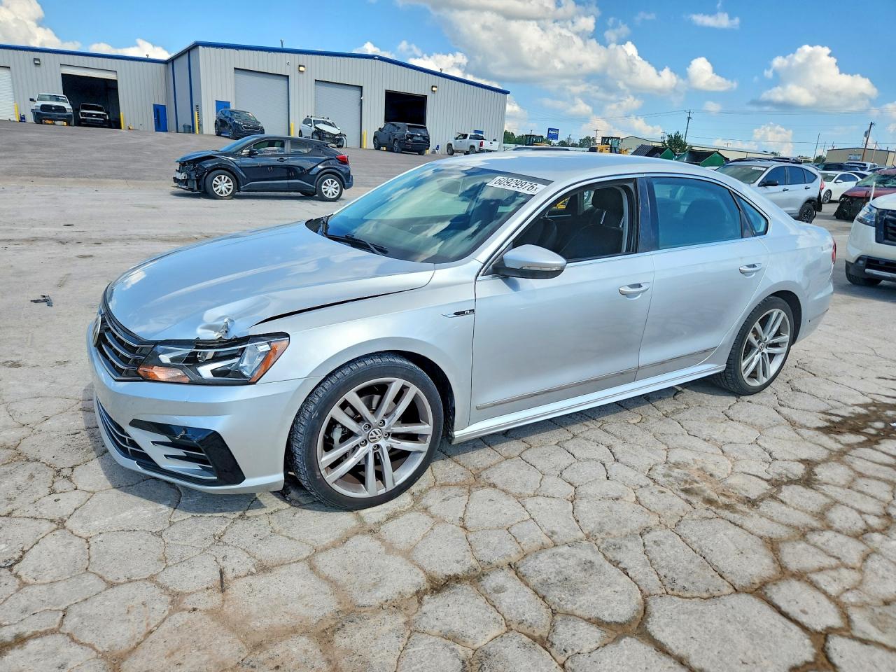 2017 Volkswagen Passat R-Line, VIN 1VWDT7A31HC051928 — Front end
