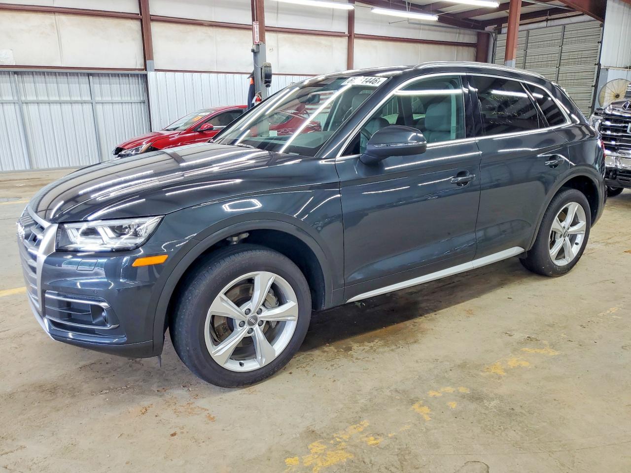 2020 Audi Q5 Premium Plus, VIN WA1BNAFY5L2000866 — Front end