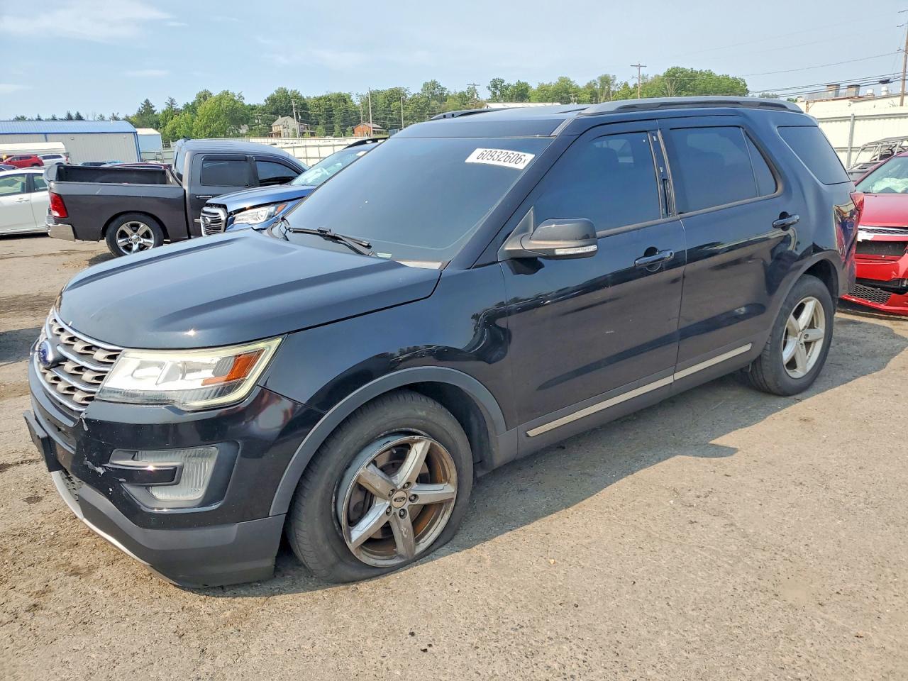 2017 Ford Explorer XLT, VIN 1FM5K8DH0HGA72667 — Rear end