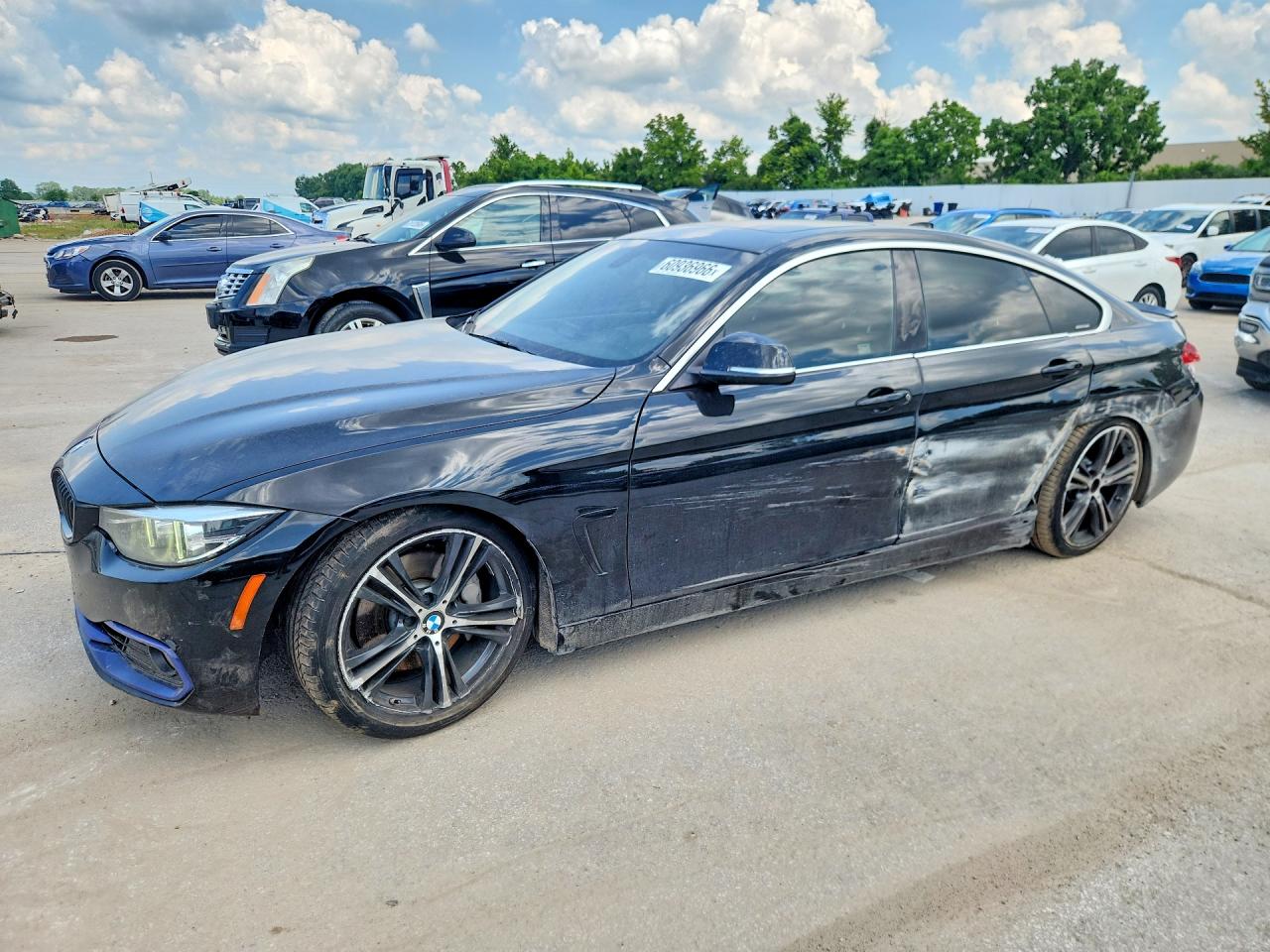 2019 BMW 4 Series 440i, VIN WBA4J5C52KBU79061 — Side