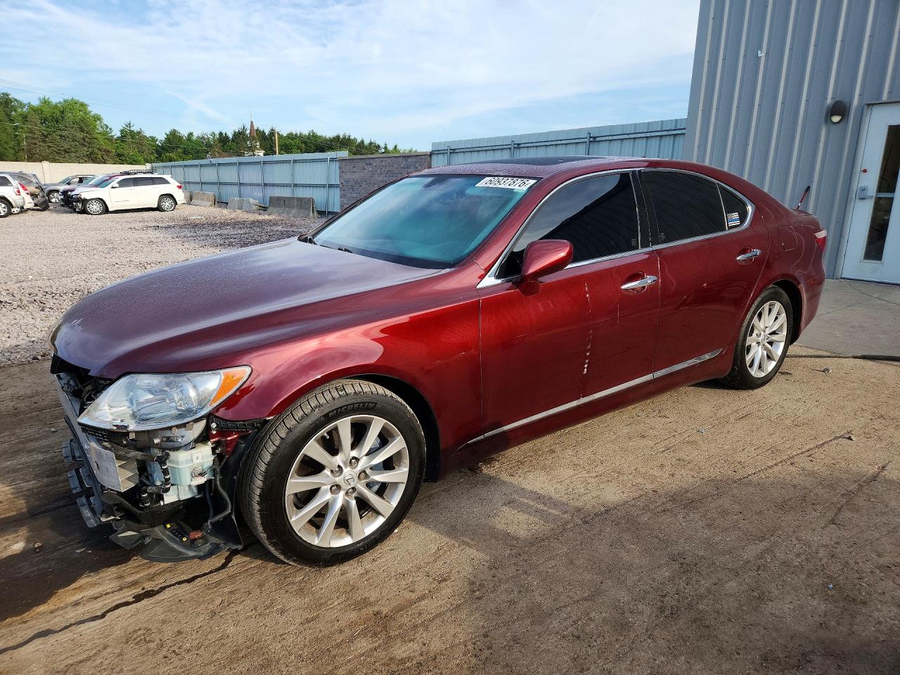 2008 Lexus LS 460, VIN JTHBL46F285062628 — Front end