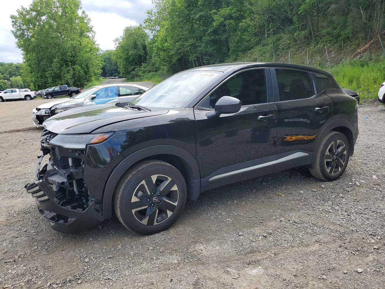 2025 Nissan Kicks SV, VIN 3N8AP6CB6SL369567 — Перед