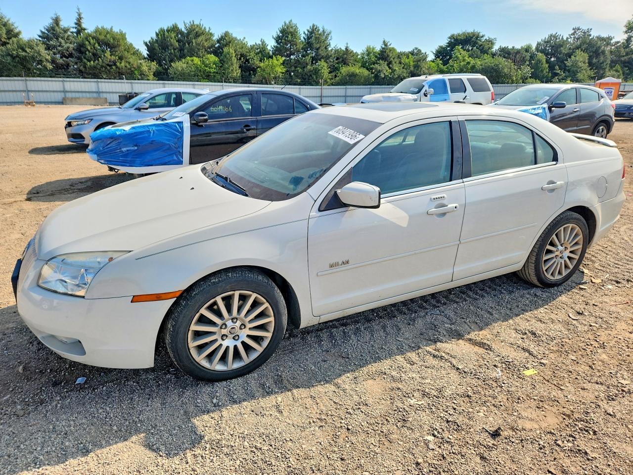2008 Mercury Milan Premier, VIN 3MEHM08168R660073 — Rear end