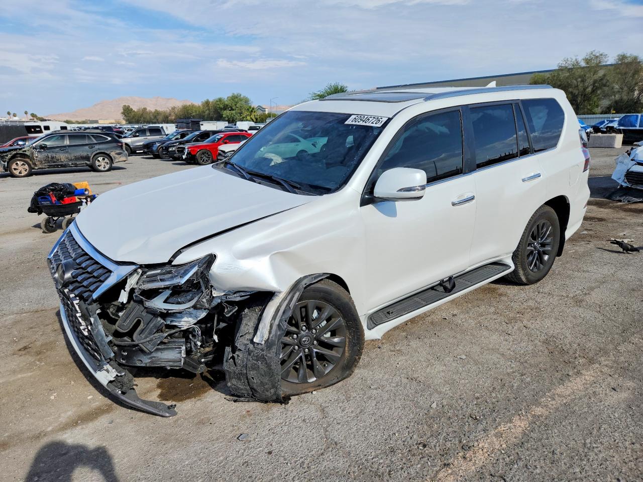 2023 Lexus GX 460 Premium, VIN JTJAM7BX5P5353582 — Перед