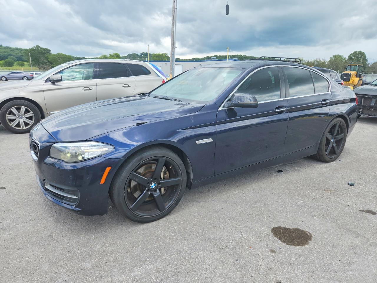 2014 BMW 5 Series 535i, VIN WBA5B1C56ED478448 — Minor dents and scratches