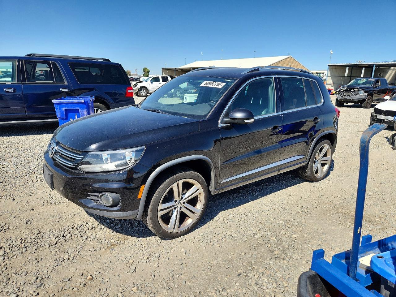 2016 Volkswagen Tiguan SEL, VIN WVGBV7AX1GW081432 — Hail