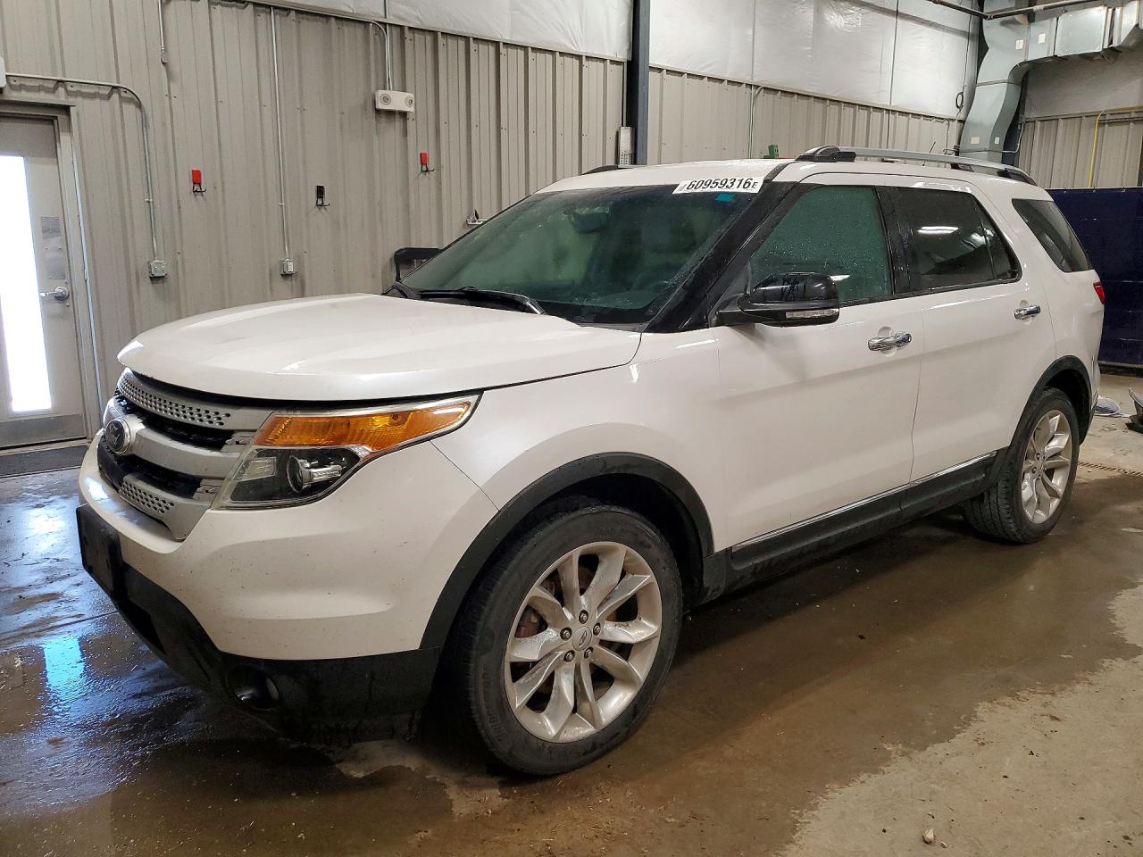2013 Ford Explorer XLT, VIN 1FM5K8D83DGC52073 — Перед