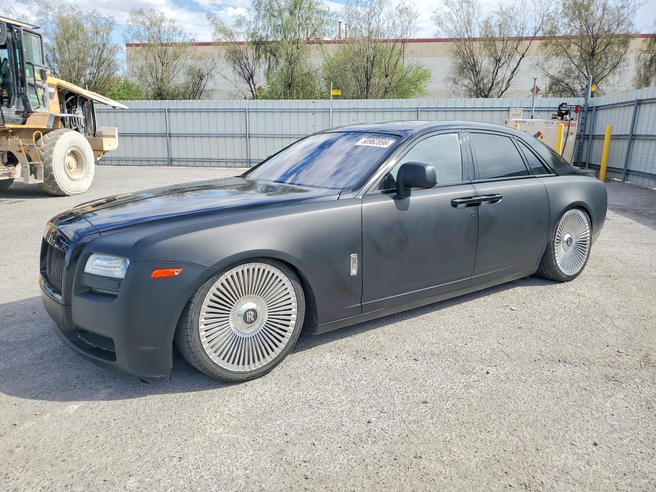 2010 Rolls-Royce Ghost, VIN SCA664S56AUX48701 — Undercarriage