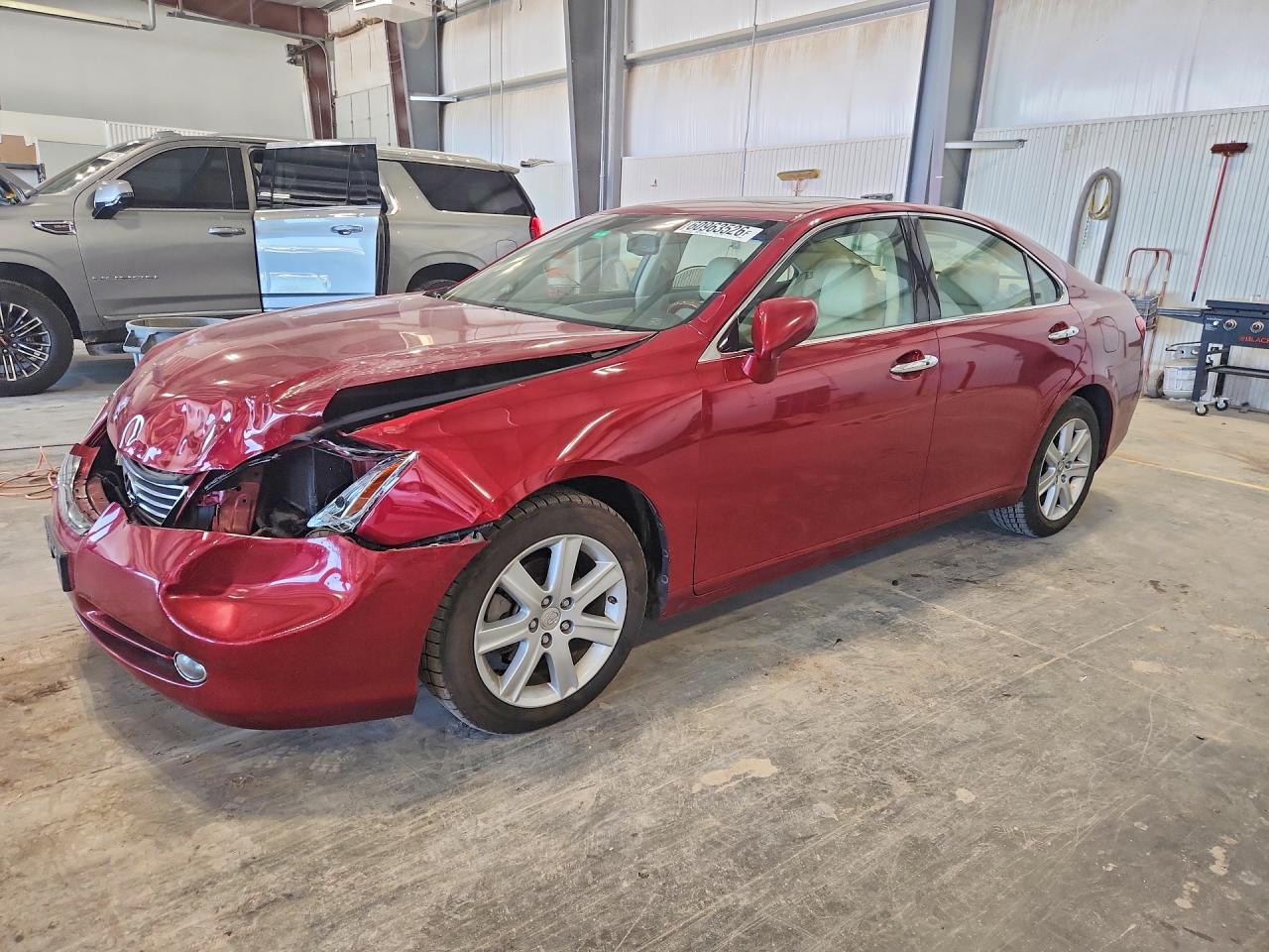 2009 Lexus ES 330, VIN JTHBJ46GX92302283 — Front end