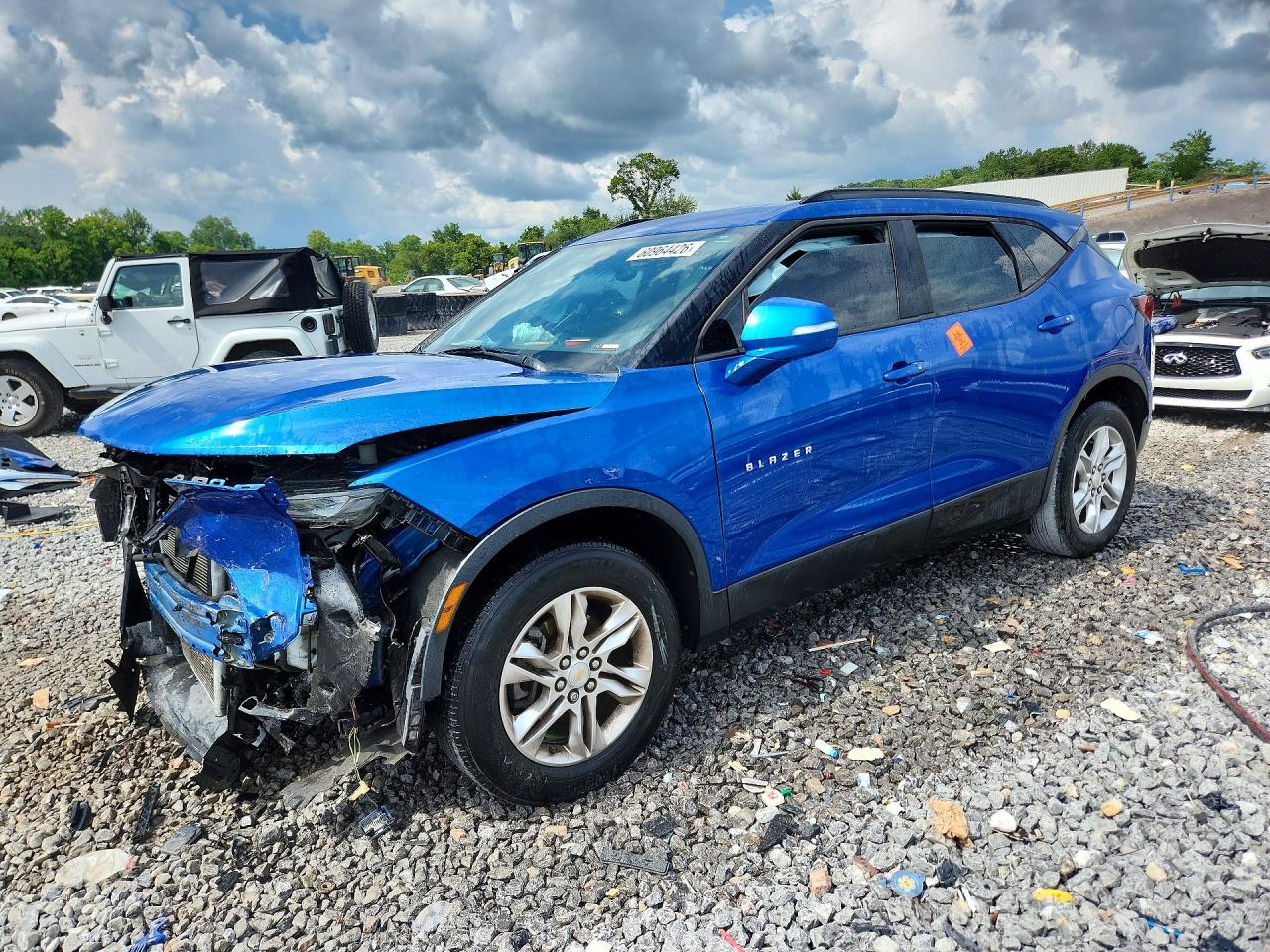 2019 Chevrolet Blazer, VIN 3GNKBBRA1KS572479 — Front end