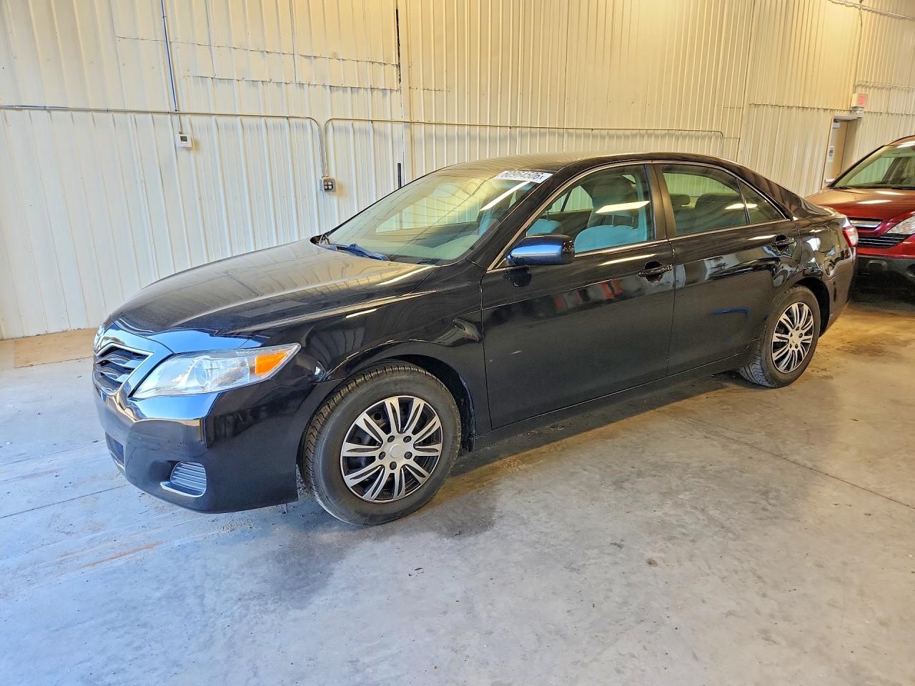 2010 Toyota Camry LE, VIN 4T4BF3EK0AR016827 — Град
