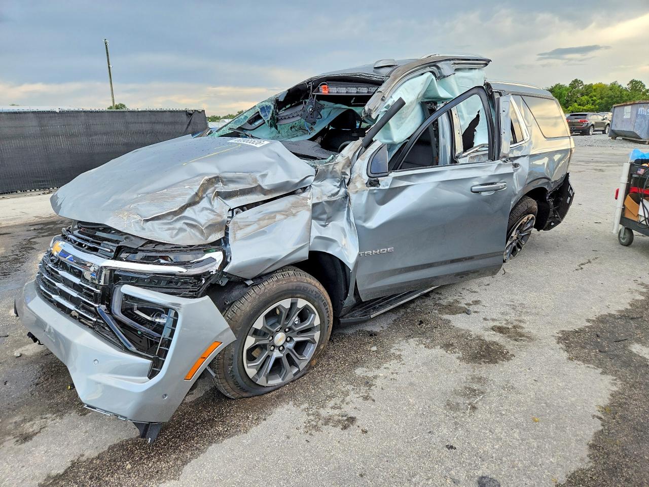 2026 Chevrolet Tahoe LT, VIN 1GNS5NKD4TR159229 — Опрокидывание