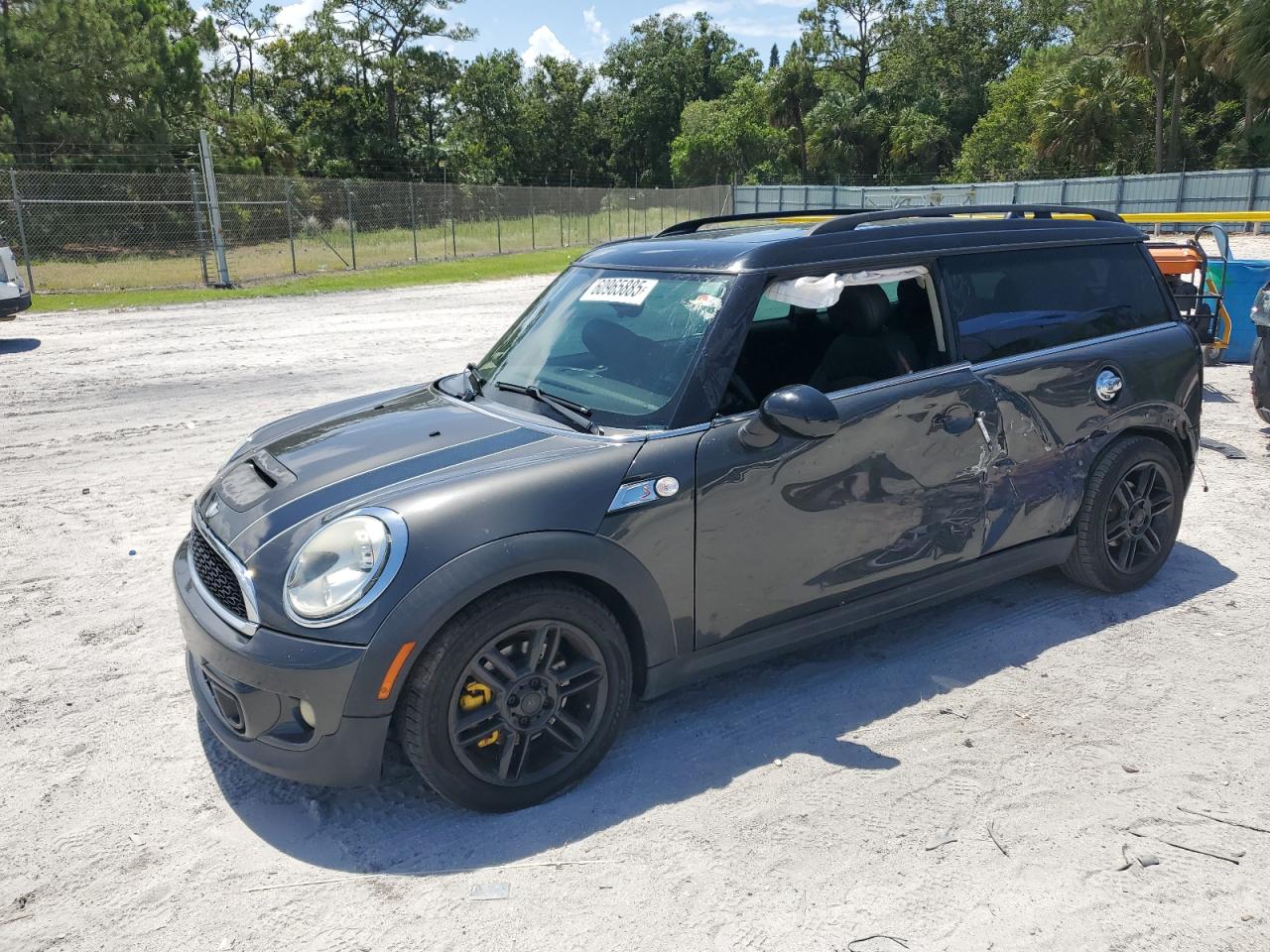 2012 MINI Clubman S, VIN WMWZG3C56CTY37587 — Бок