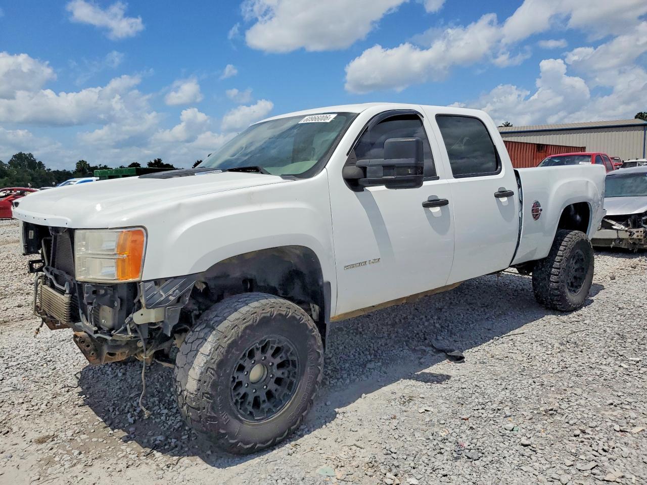 2013 GMC Sierra 2500HD Work Truck, VIN 1GT12ZC89DF105305 — Front end