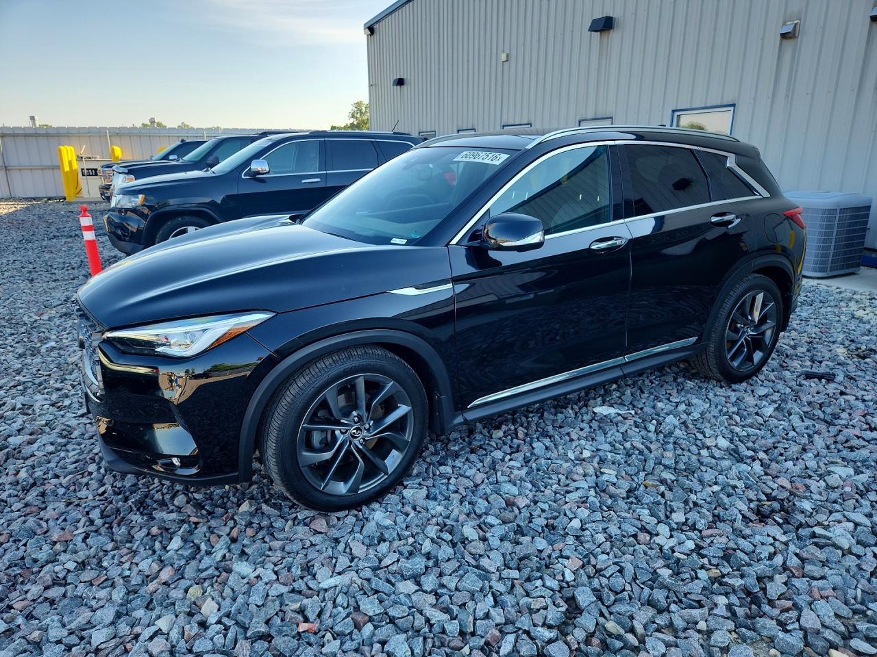 2019 Infiniti QX50 Essential, VIN 3PCAJ5M3XKF118211 — Front end