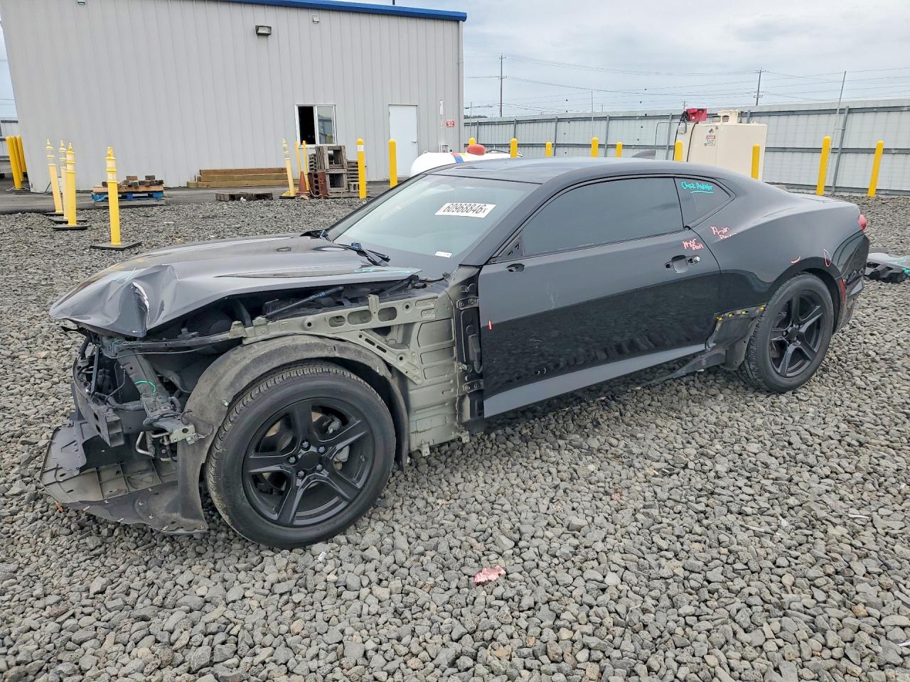 2020 Chevrolet Camaro 1LT, VIN 1G1FB1RS9L0105423 — Front end