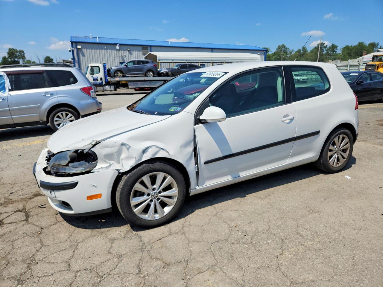 2007 Volkswagen Rabbit, VIN WVWAR71K67W108407 — Front end