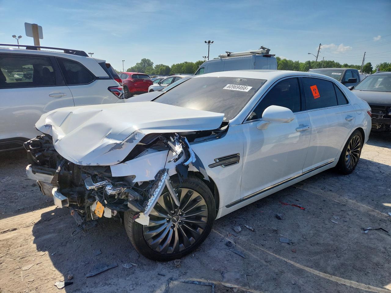 2020 Genesis G90 Premium, VIN KMTF34PA8LU081044 — Front end
