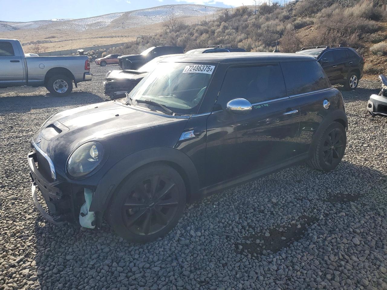 2013 MINI Hardtop S, VIN WMWSV3C53DT393688 — Перед
