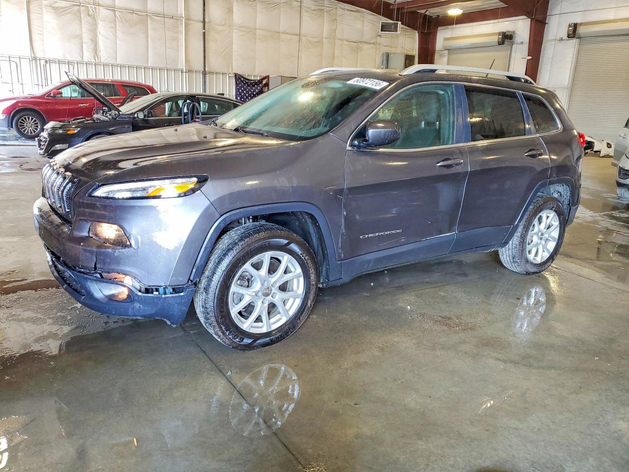 2015 Jeep Cherokee Latitude, VIN 1C4PJMCS9FW634462 — Перед