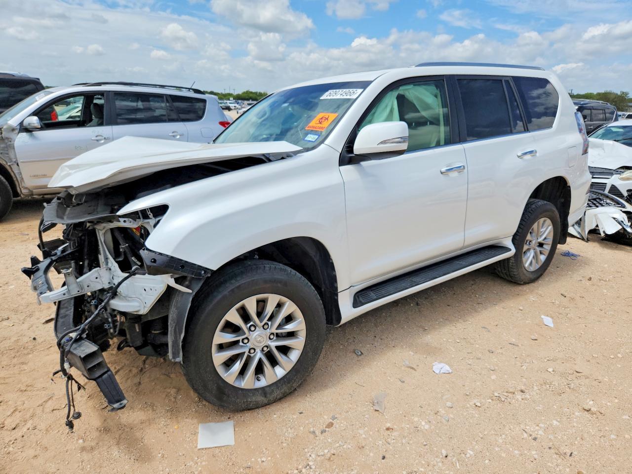 2020 Lexus GX 460 Premium, VIN JTJAM7BX7L5263540 — Front end