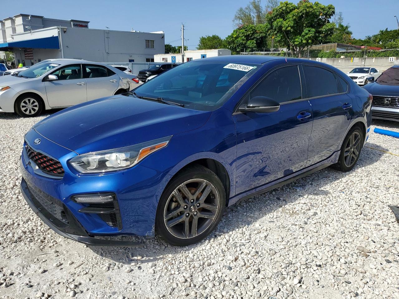 2021 Kia Forte GT-Line, VIN 3KPF34AD5ME397082 — Front end