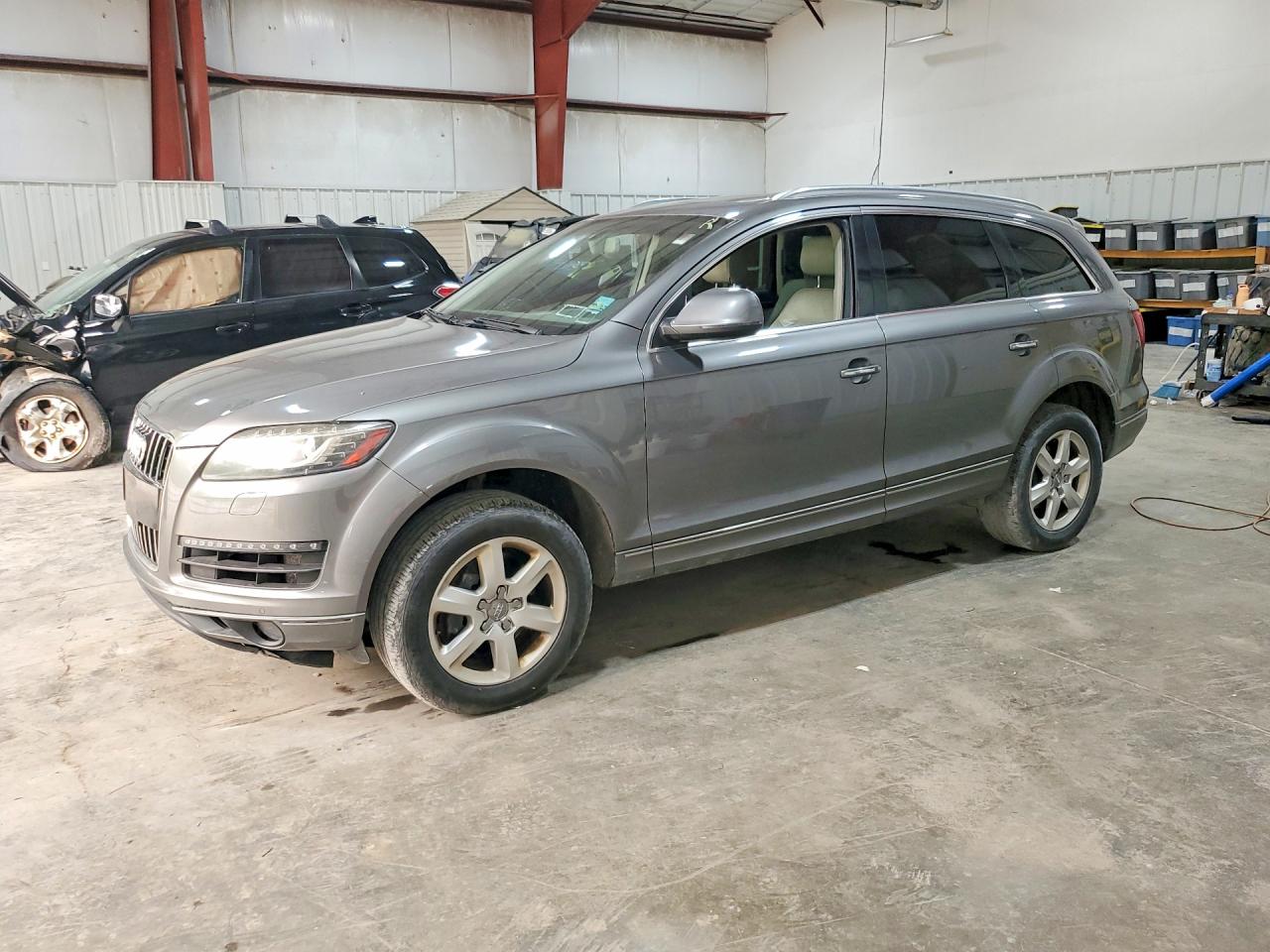 2015 Audi Q7 Premium Plus, VIN WA1LGAFE8FD004911 — Normal wear