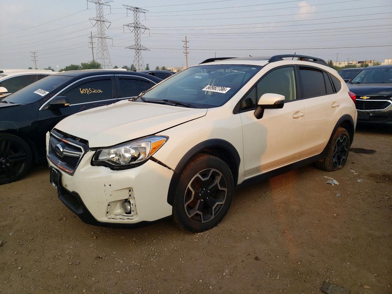 2015 Subaru Crosstrek Limited, VIN JF2GPASC1F8254383 — Перед