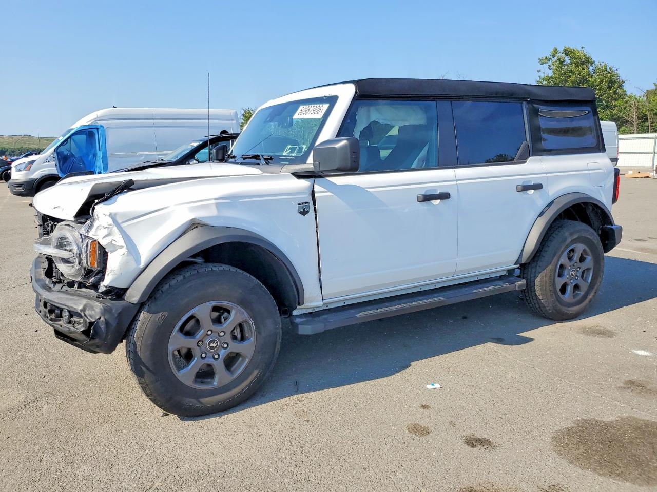 2024 Ford Bronco Big Bend, VIN 1FMDE7BH9RLA45895 — Front end