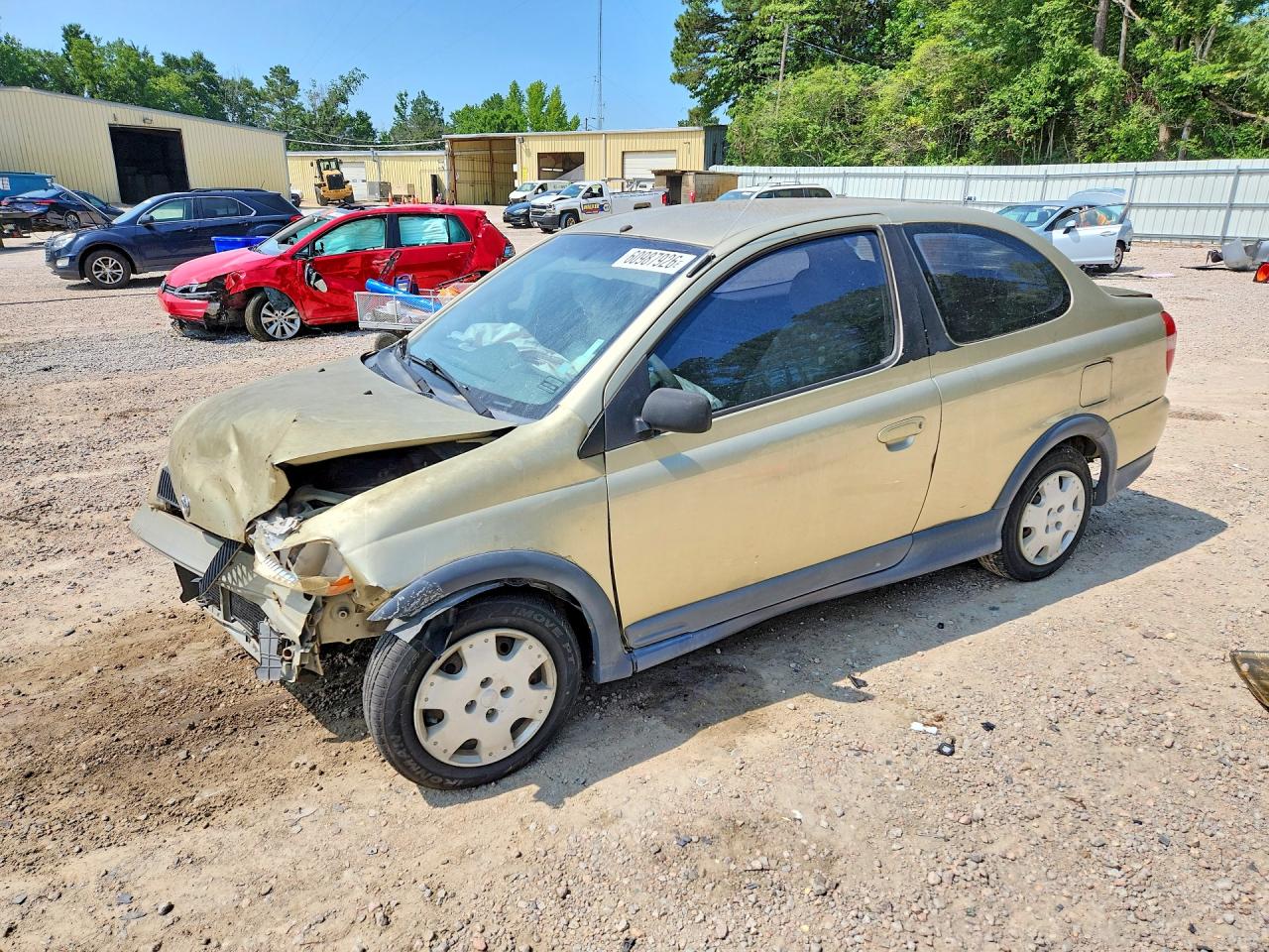 2001 Toyota ECHO, VIN JTDAT123510158182 — Front end