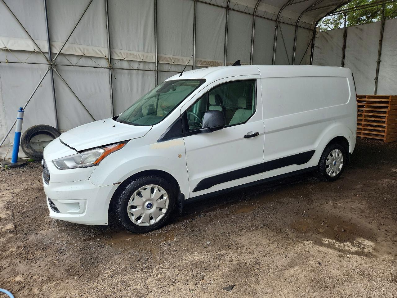 2019 Ford Transit, VIN NM0LE7W28K1404657 — Front end