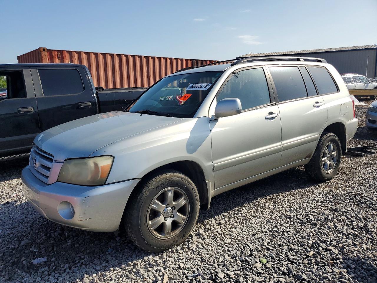 2004 Toyota Highlander Limited, VIN JTEEP21A840027579 — Front end