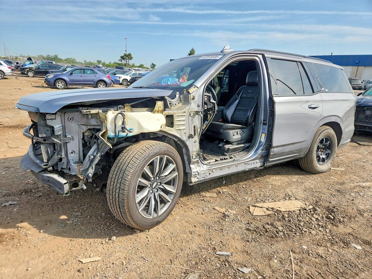 2021 Cadillac Escalade Sport Platinum, VIN 1GYS4GKL9MR437584 — Front end
