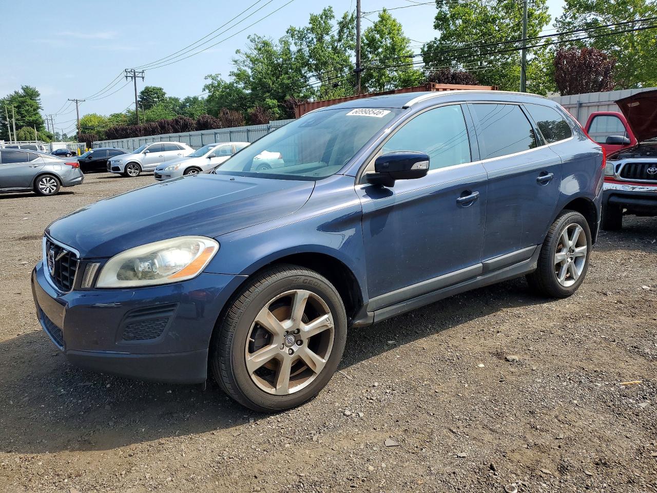 2013 Volvo XC60 T6, VIN YV4902DZ9D2451544 — Механическое