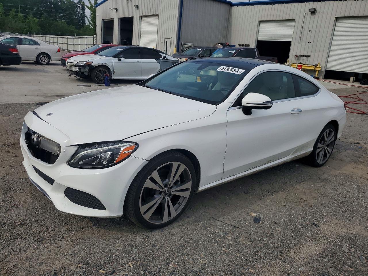 2017 Mercedes-Benz C 300, VIN WDDWJ4JB2HF520357 — Front end