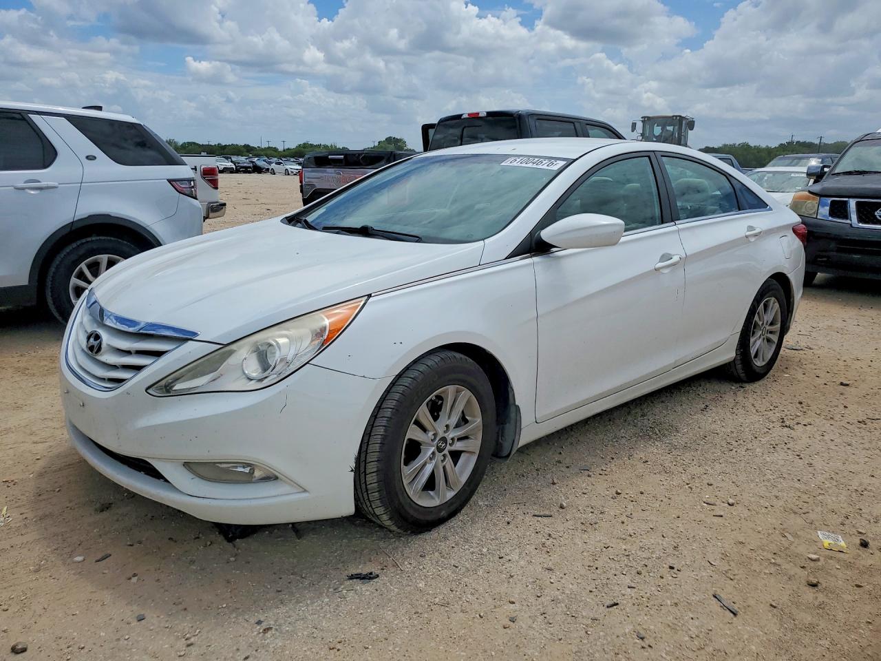 2013 Hyundai Sonata GLS, VIN 5NPEB4AC4DH779265 — Front end