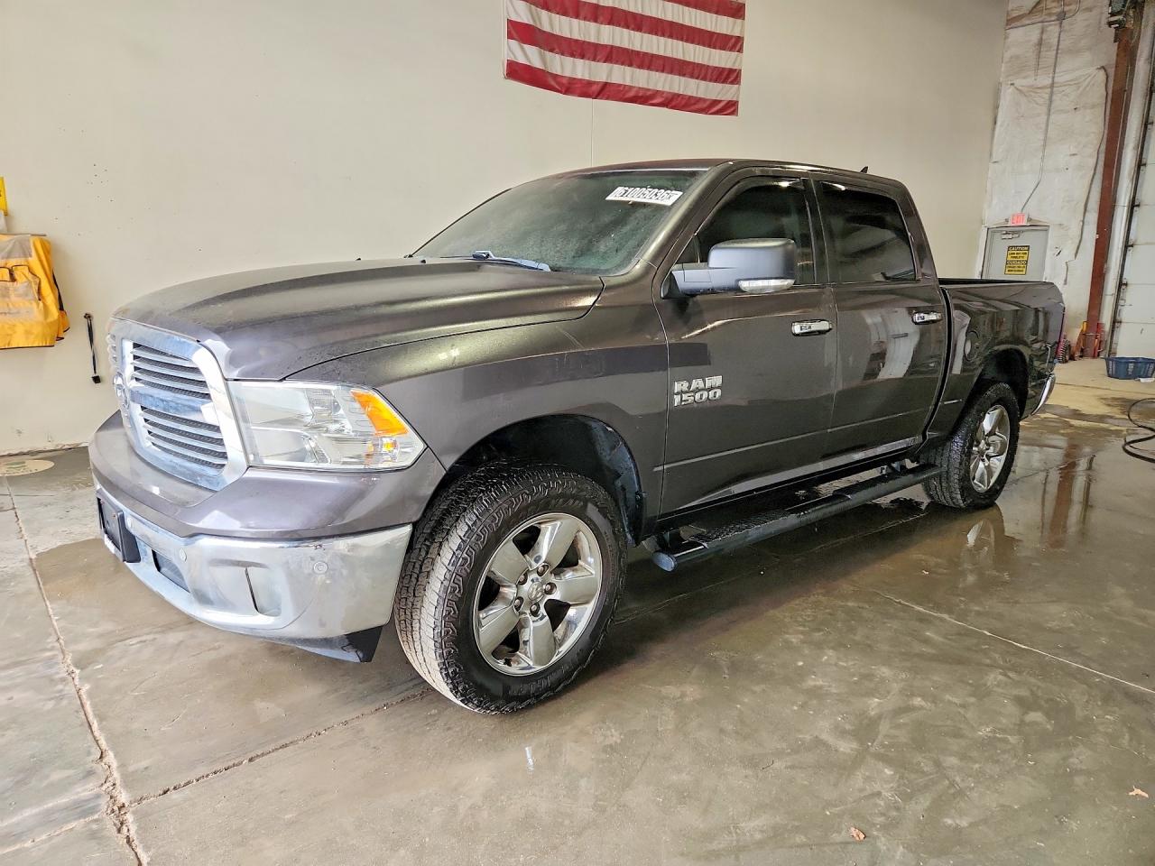 2018 Ram 1500 Big Horn, VIN 1C6RR7LG3JS222706 — Град