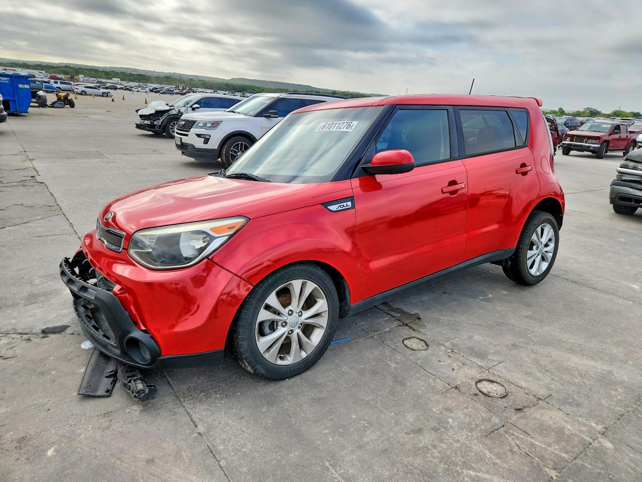 2015 Kia Soul +, VIN KNDJP3A53F7751413 — Front end