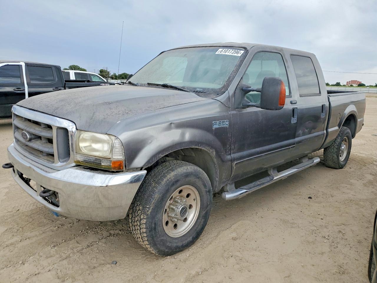 2004 Ford F-250 XL, VIN 1FTNW21P94EA42381 — Prior damage history