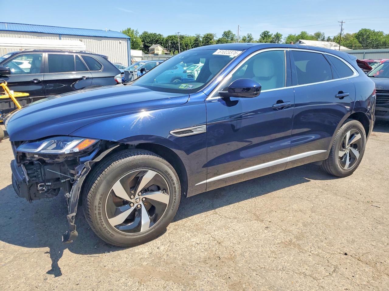 2024 Jaguar F-Pace R-Dynamic S, VIN SADCT2EX3RA729966 — Front end