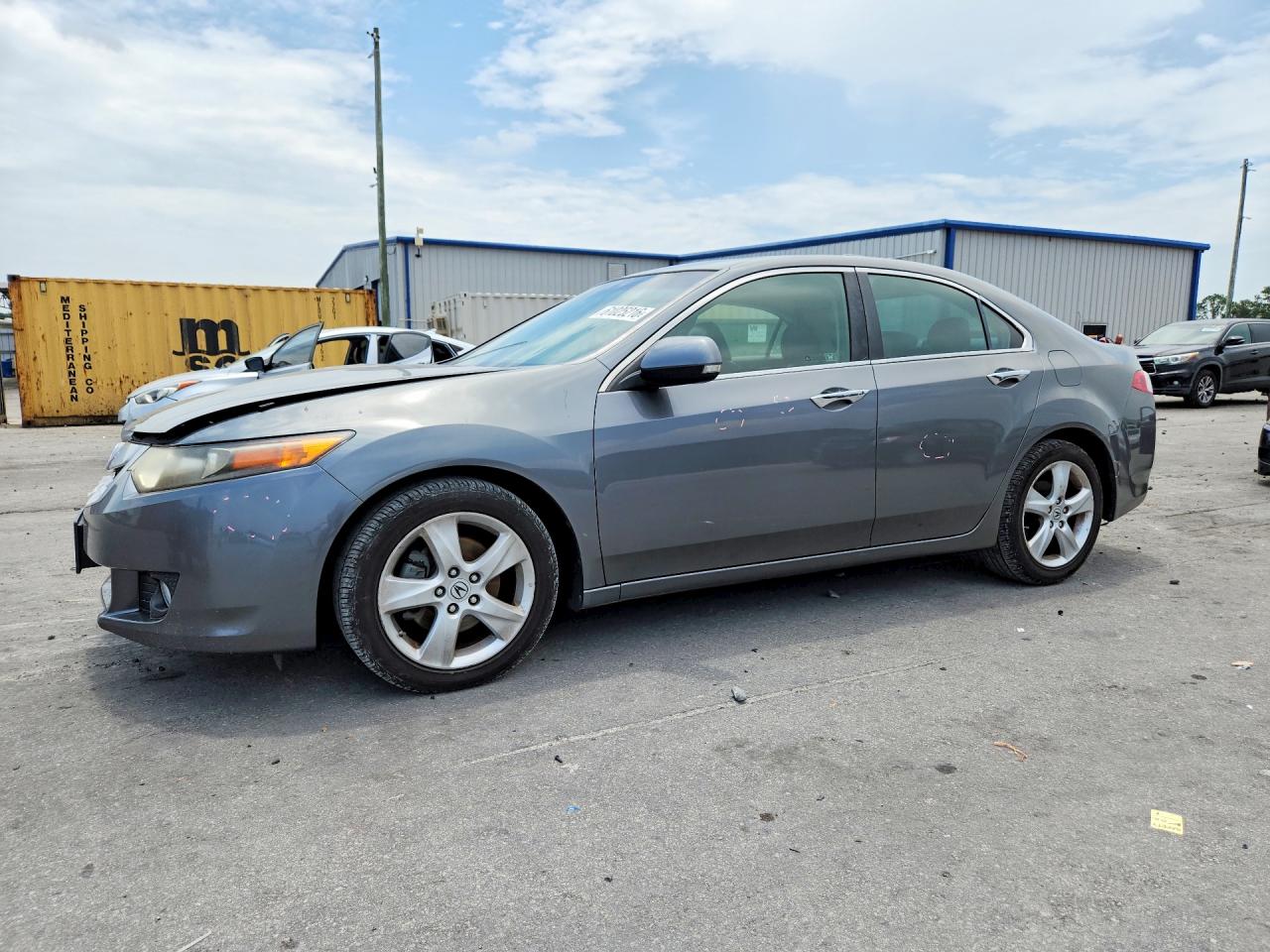 2010 Acura TSX, VIN JH4CU2F68AC026529 — Front end
