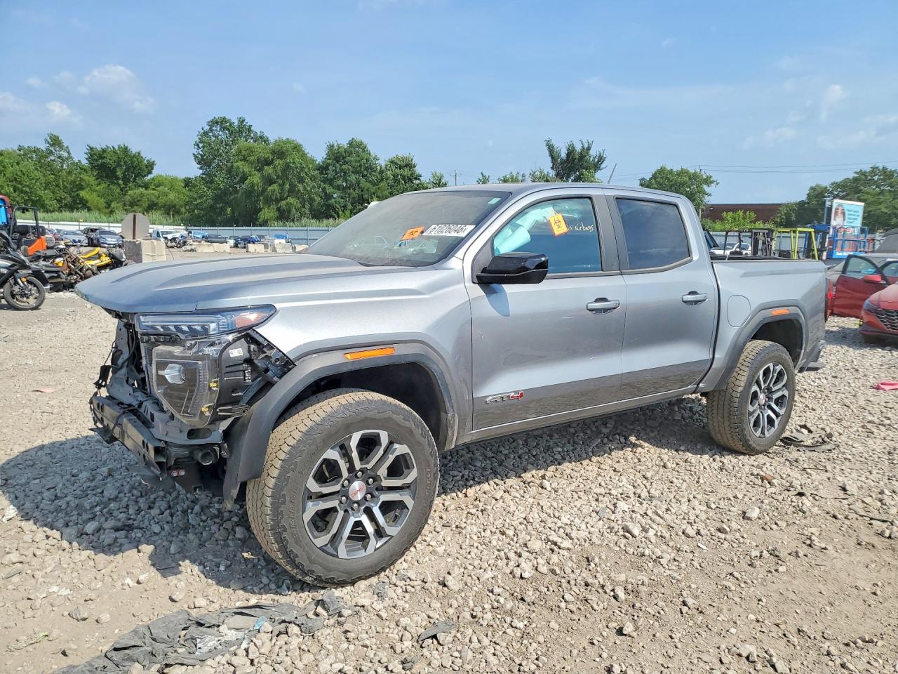 2023 GMC Canyon 4WD AT4, VIN 1GTP6DEK1P1266436 — Front end