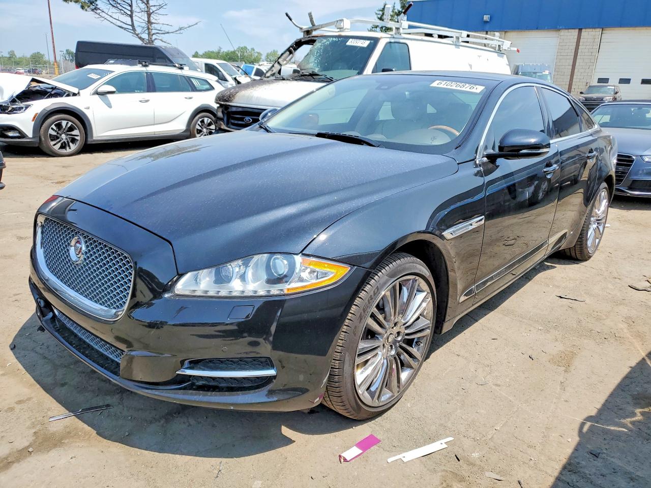 2015 Jaguar XJ, VIN SAJWJ1CD5F8V74908 — Undercarriage