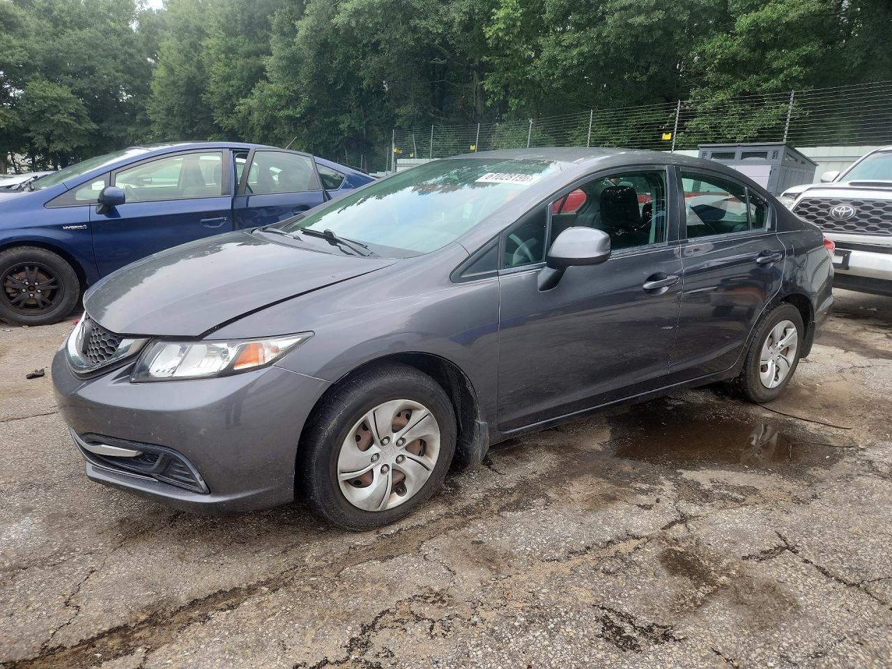 2013 Honda Civic LX, VIN 2HGFB2F57DH524090 — Normal wear
