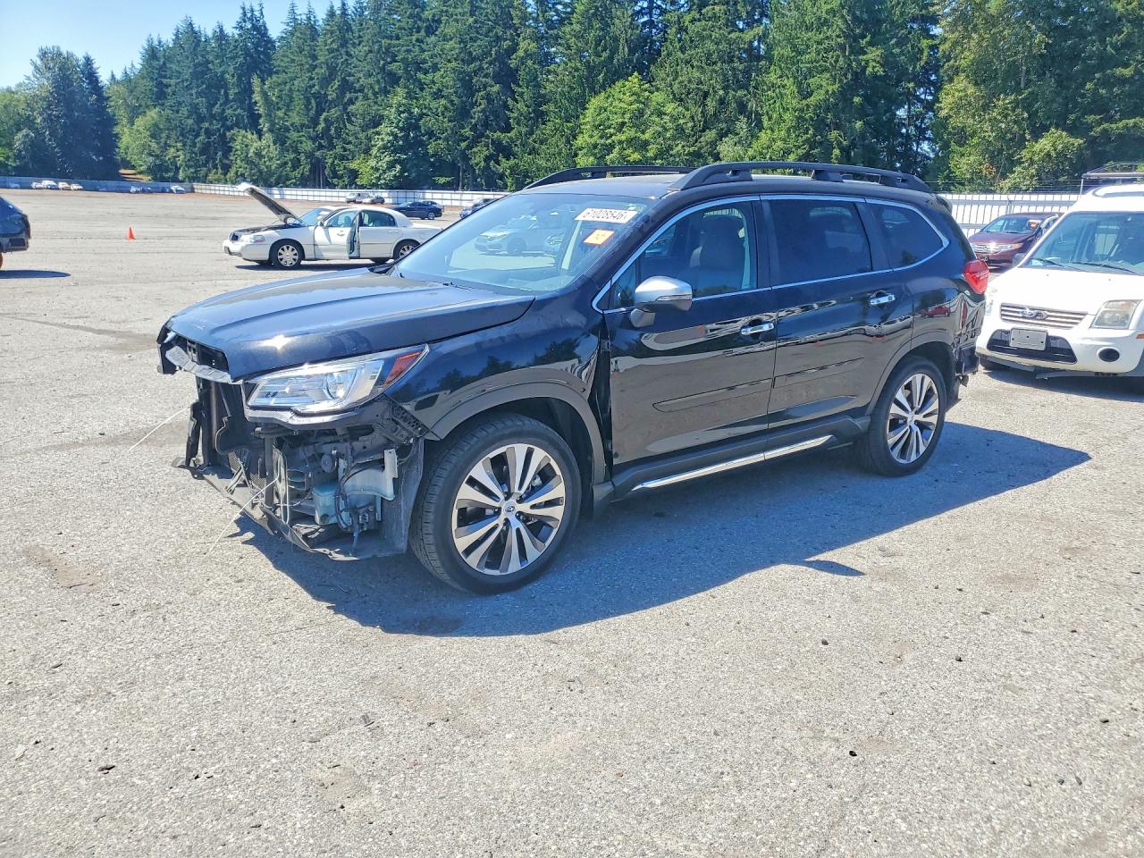 2020 Subaru Ascent Touring, VIN 4S4WMARD7L3460118 — Front end