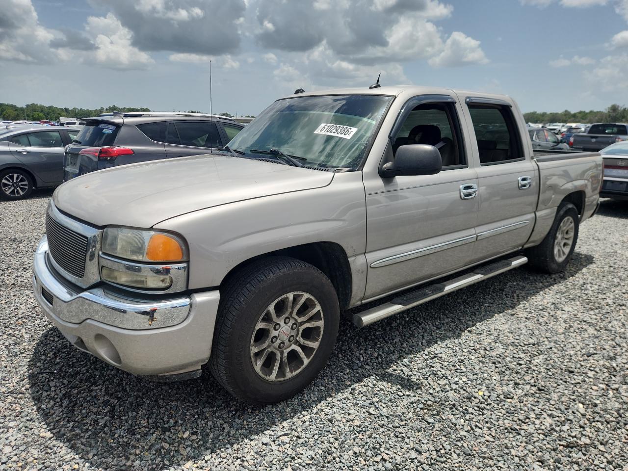 2005 GMC Sierra 1500 SLT, VIN 2GTEC13T551131848 — Burn