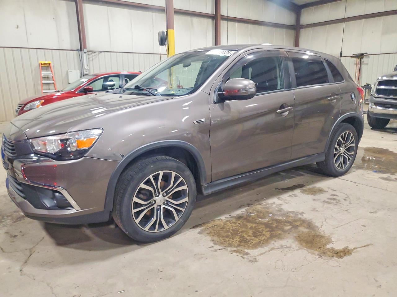 2017 Mitsubishi Outlander ES, VIN JA4AR3AU8HZ067699 — Hail