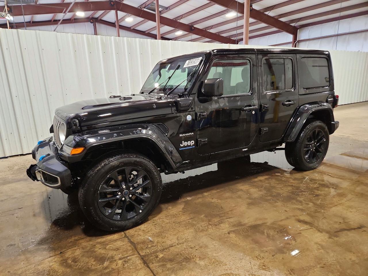 2024 Jeep Wrangler Sahara, VIN 1C4RJXP65RW303437 — Front end